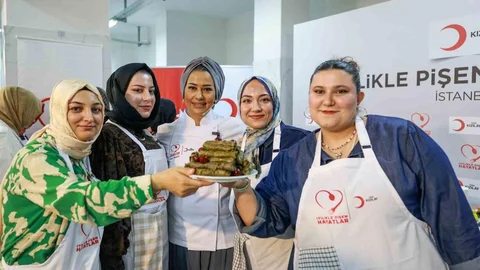 İstanbul'da Depremzede Kadınlar Buluştu