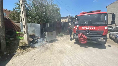 Karaman'da Çöp Kontaineri Yangını Endişe Yarattı