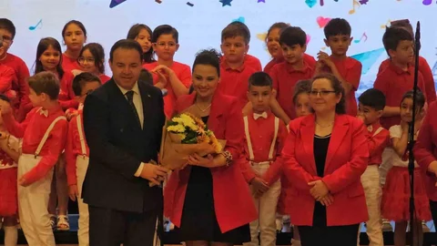 Zonguldak'ta Öğrenci Korosu Coşkuyla Sahne Aldı