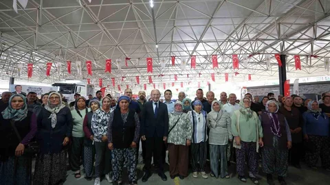 Denizli'de Yem Desteği Dağıtımı Yapıldı