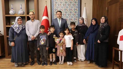 Kütahya'da Afgan Kardeşlerin Şehitlikteki Davranışı