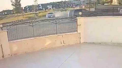 Sivas'ta Kontrolden Çıkan Araç Kaza Yaptı