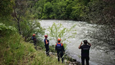 Artvin'de Kayıp Baba ve Oğlu Aranıyor