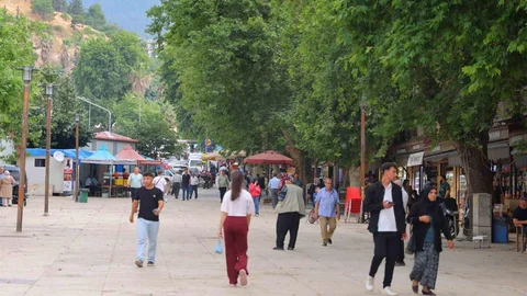 Kahramanmaraş'ta Evlilik Kredisi Talebi Yükseliyor