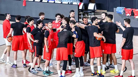 A Milli Basketbol Takımı Antalya'da Hazırlanıyor