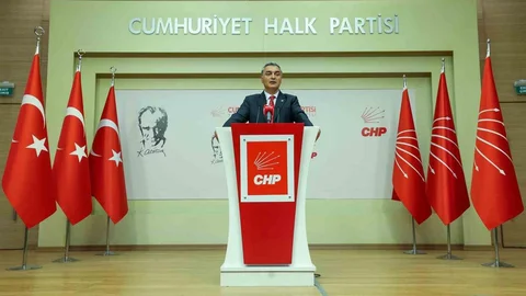 CHP Antalya ve Kayseri İl Başkanları Görevden Alındı