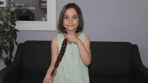Türkeli'de 9 Yaşındaki Eylül'den Anlamlı Bağış