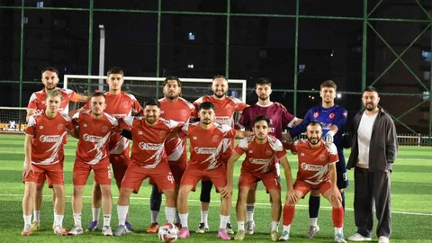 Niğde'de Ovalıbağ FK Şampiyonluk Peşinde