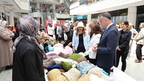 Karabük'te El Emeği Ürünler Sergilendi