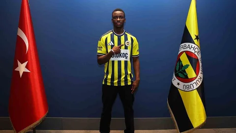 Fenerbahçe Amara Diouf ile Anlaştı