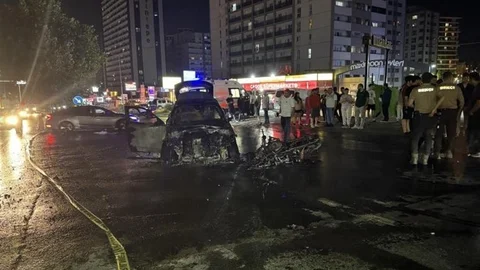 Esenyurt’ta Trafik Kazası Yangınla Sonuçlandı