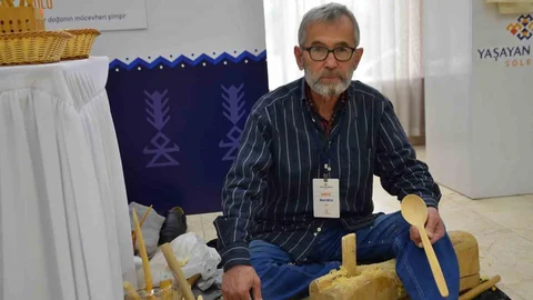 Bilecik’te Tahta Kaşık Ustası 55 Yıldır Mesleğini Sürdürüyor