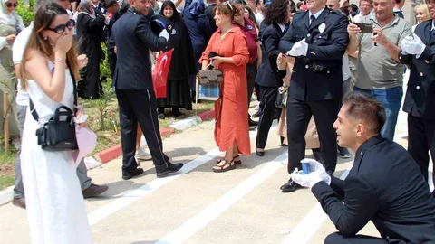Adana'da Duygusal Evlilik Teklifi