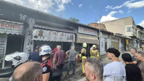 Edirne'de İş Yerinde Yangın Çıktı