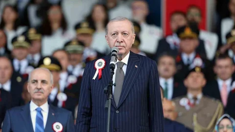 Cumhurbaşkanı Erdoğan'dan Emniyet Teşkilatına Destek Mesajı