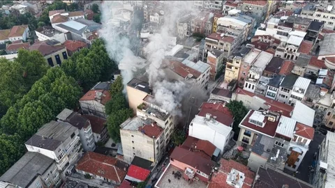 Fatih'te Yangın Olayı