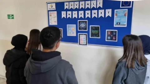 Bayburt Lisesi'nde Dijital Girişimcilik Projesi