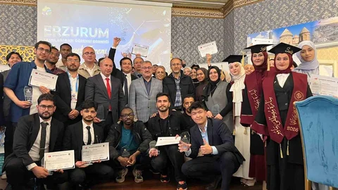 Erzurum'da Uluslararası Öğrenciler Uğurlandı