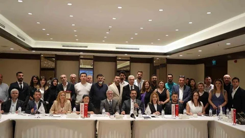 Gaziantep'te Ekonomiye Yön Verenler Zirvesi