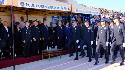 Karaman'da 409 Polis Adayı Mezun Oldu