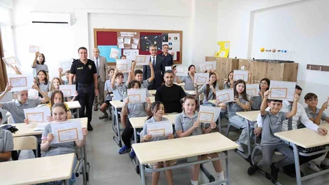 Söke'de 21 Bin Öğrenci Karne Aldı