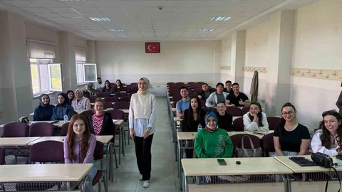 Erciyes Üniversitesi'nde Yapay Zeka Eğitimi