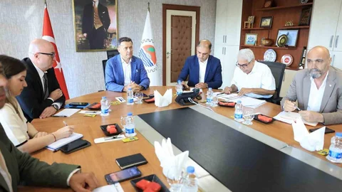 Mersin Limanı İçin Ortak Çözüm Arayışı