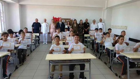Çanakkale'de 80 Bin Öğrenci Karne Aldı