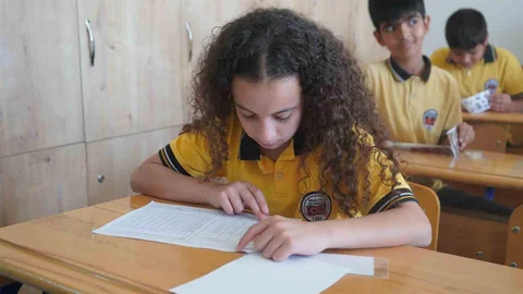 Şırnak'ta Öğrenci Karneleri Dağıtıldı