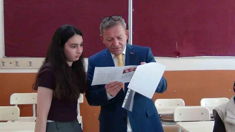 Kars'ta 53 Bin Öğrenci Karne Aldı
