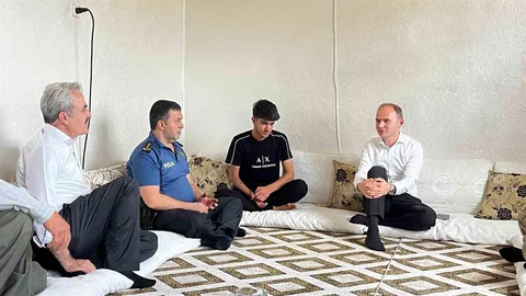 Şanlıurfa'da Yaralı Öğrencilere Karneleri Verildi
