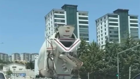 Elazığ'da Beton Dökme Cezası