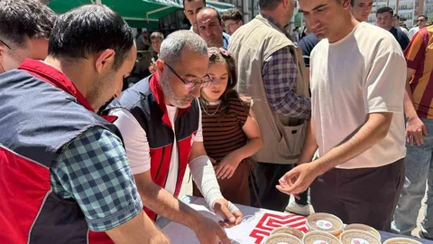 Yozgat'ta Aşure İkramı Yapıldı