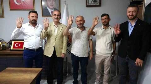 Kütahya'da AK Parti'ye Yeni Üyeler Katıldı