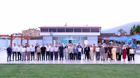 Buharkent Kaymakamı Özefe'ye Veda Yemeği Düzenlendi