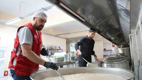 Elazığ'da Aşure Etkinliği Düzenlendi