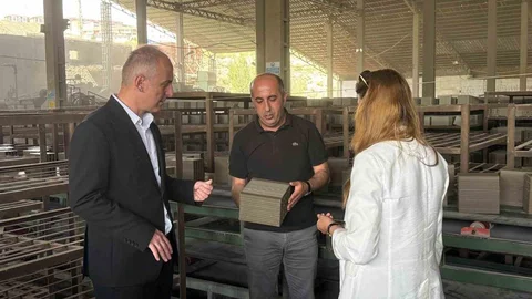 Bayburt'ta Tuğla Fabrikasında Denetim Yapıldı