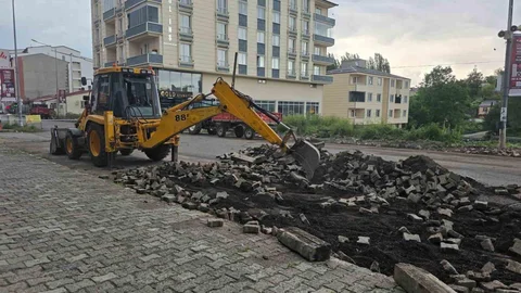 Ardahan'da Kaldırım Çalışmaları Devam Ediyor
