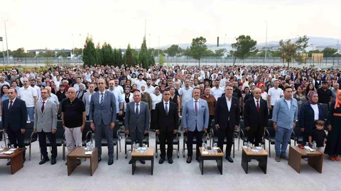 Denizli'de Mezuniyet Coşkusu