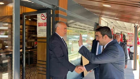 Arpaçay Kaymakamı Akköz, Vatandaşlarla Veda Etti