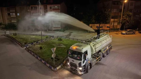 Karabük'te Yeşil Alanlar Sulanıyor
