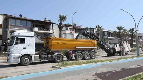 Muğla'da Yol Bakım Çalışmaları Devam Ediyor