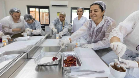 Mersin'de Kan Portakalı Atölyesi