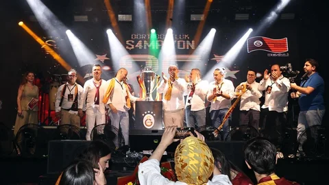 Denizli'de Galatasaray'ın Şampiyonluk Kutlaması