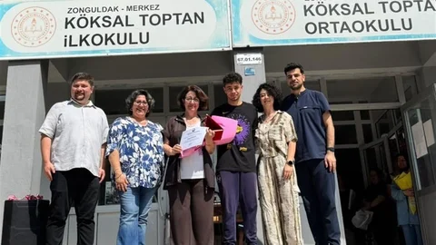 Birgül Öğretmen'e Duygusal Veda Töreni