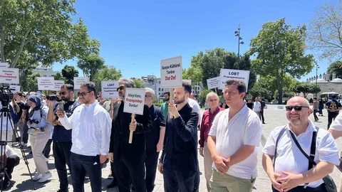 İstanbul'da Kruvaziyer Gemisi Protestosu