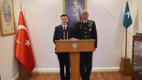 Gökçeada'da Komando Tugayına Ziyaret