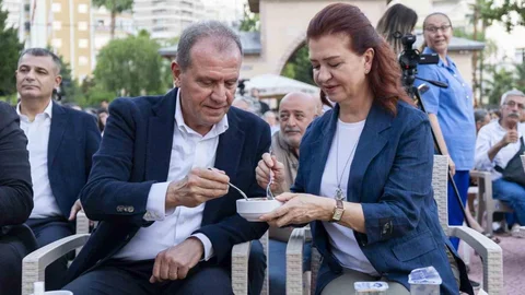 Mersin'de Geleneksel Aşure Programı Düzenlendi