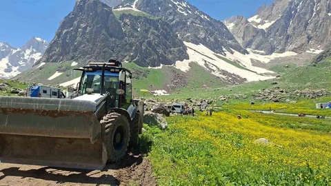 Hakkari'de Güreş Finali Hazırlıkları Sürüyor
