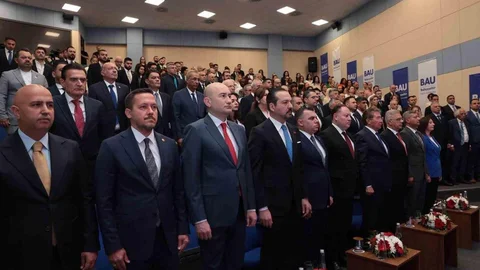 Kıbrıs'ta Diplomasi ve Barış Vurgusu